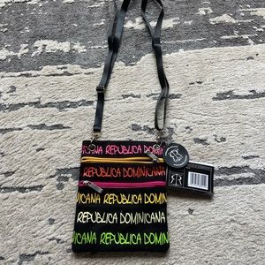 *FREE ADD IN* New Robin Ruth Dominicana Republica Purse